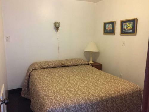 Hotel Sandpiper Beach Resort