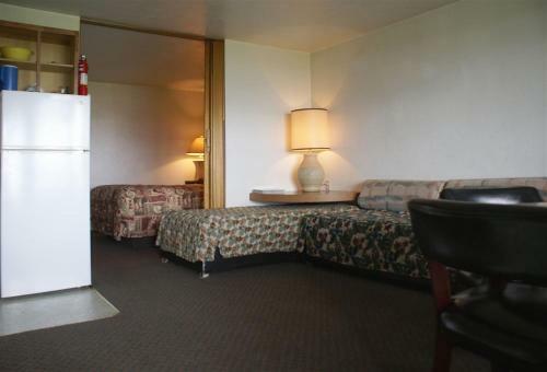 Hotel Sandpiper Beach Resort