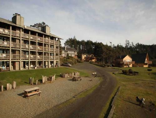 Hotel Sandpiper Beach Resort