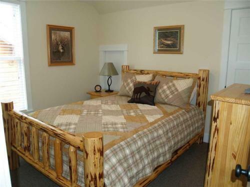 Into The Woods Three-bedroom Home