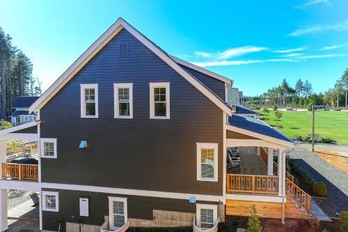 The Big Chill Five-bedroom Home