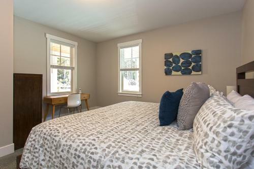 The Big Chill Five-bedroom Home