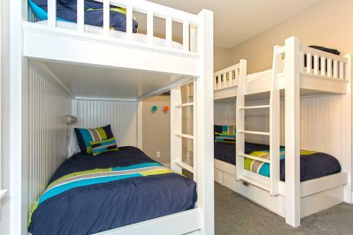 The Big Chill Five-bedroom Home