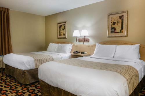 Hotel Suburban Extended Stay Northeast