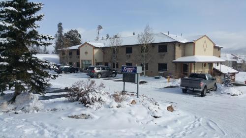 Hotel New Summit Inn