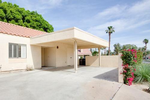 Palm Desert Resort House
