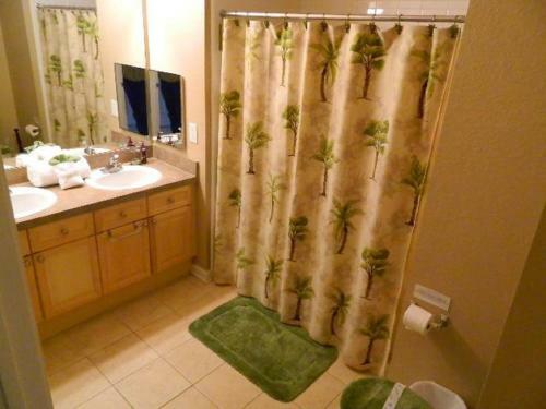 Loyalty Vacation Homes - Kissimmee