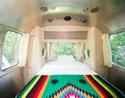 Caravan Outpost