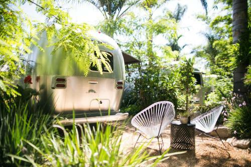 Caravan Outpost