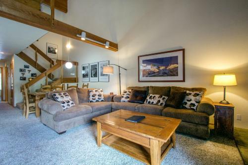 Snowcreek 626 Apartment