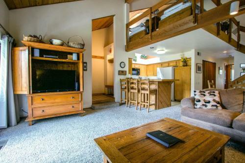 Snowcreek 626 Apartment