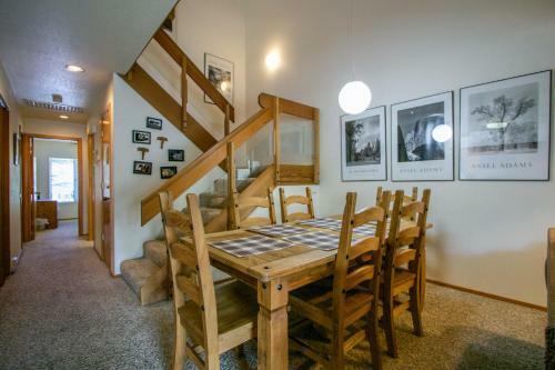 Snowcreek 626 Apartment