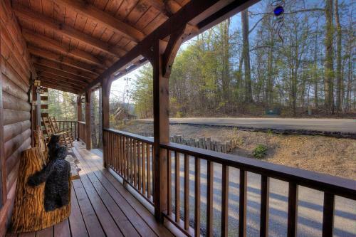 Nestled Inn #214 - Two Bedroom Cabin