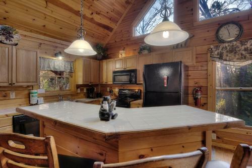 Nestled Inn #214 - Two Bedroom Cabin