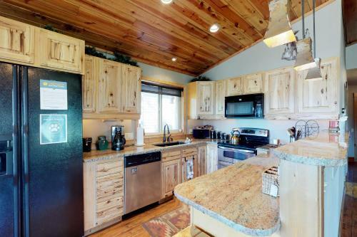 Camas Family Cabin