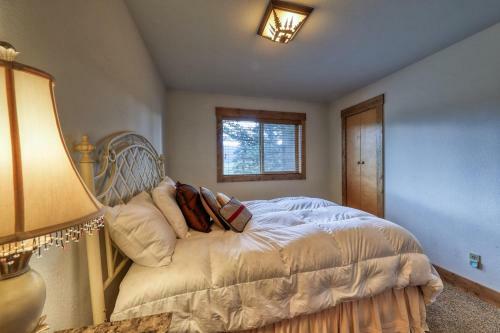 Camas Family Cabin