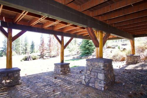 Camas Family Cabin