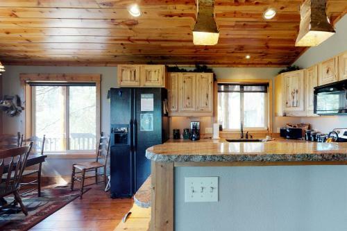 Camas Family Cabin