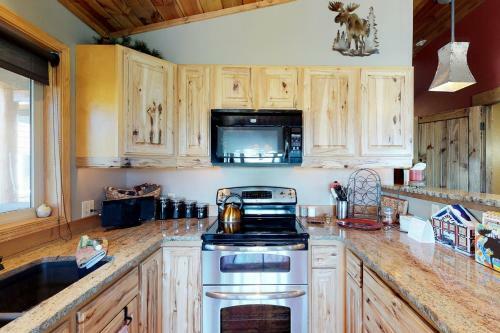 Camas Family Cabin