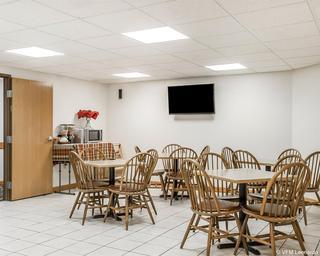 Hotel Econo Lodge Inn And Suites