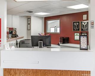 Hotel Econo Lodge Inn And Suites