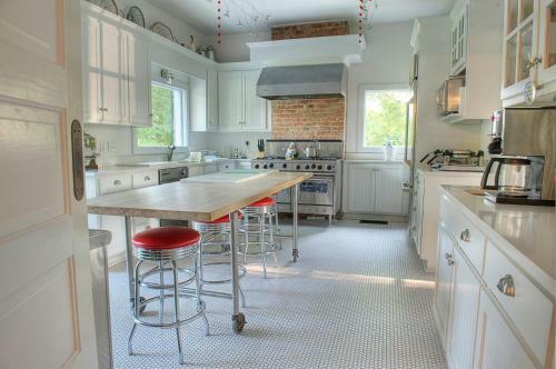 The Jackie O' House Bed And Breakfast