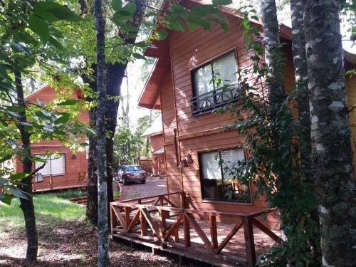 Lodge Caba�as Aliwen Caburgua
