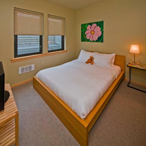 Hotel Island Inn At 123 West