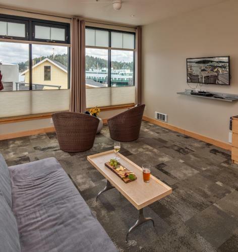 Hotel Island Inn At 123 West