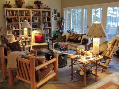 Bed & Breakfast Inn To The Woods