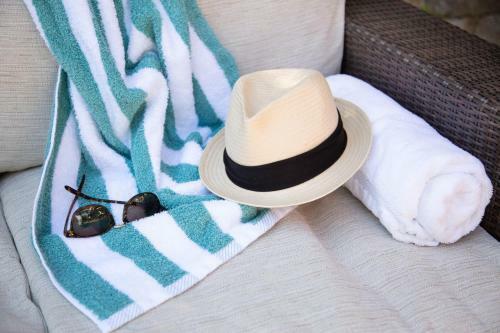 Posada Earthbox Inn & Spa