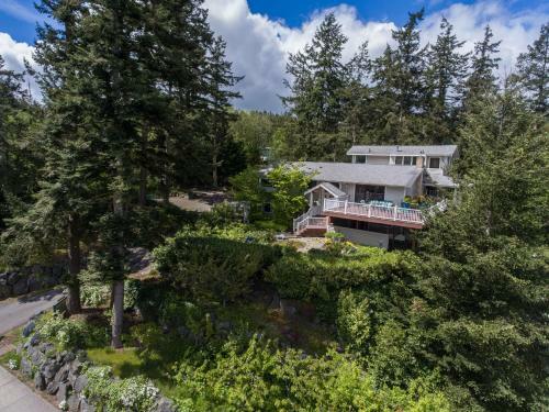Hillside House Bed And Breakfast