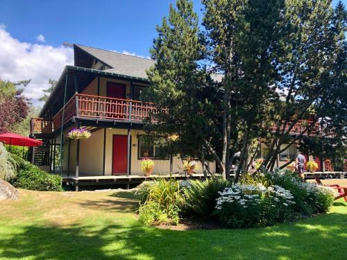 Hotel Discovery Inn
