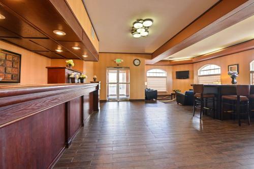 Hotel Best Western Plus Rama Inn