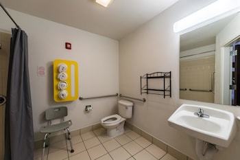 Motel 6 Eagle Pass Lakeside