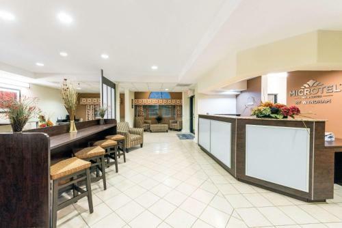 Hotel Microtel Inn And Suites Eagle Pass