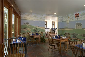 Hotel Pleasant Bay Village Resort