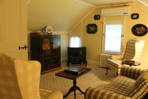 Posada Captain's House Inn