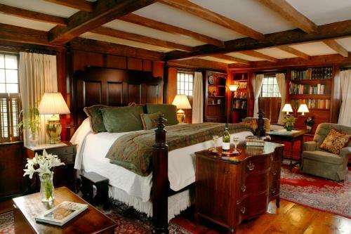 Posada Captain's House Inn