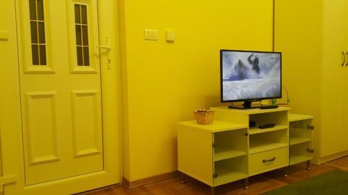 Hostal Akva Gold Guest House