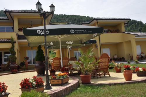 Hostal Akva Gold Guest House