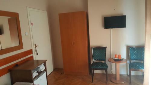 Hostal Guest House Major