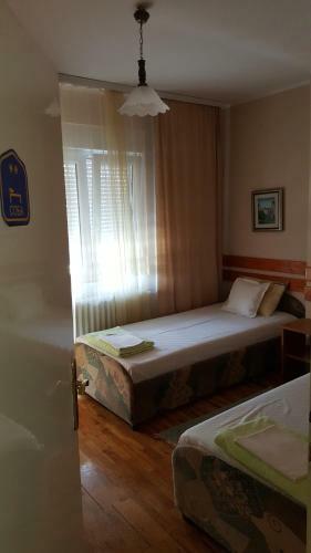Hostal Guest House Major