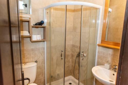 Hostal Guest House Vila Mila