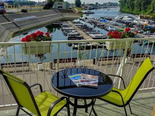 Apartments Marina