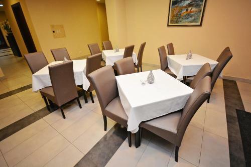 Ka?tel Hotel