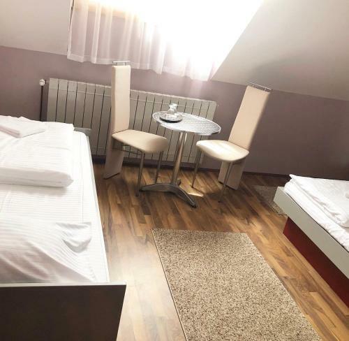 Hostal Guest House Aleksandra