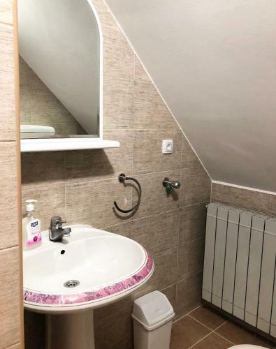 Hostal Guest House Aleksandra