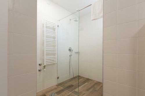 Hotel Tesla - Smart Stay Garni