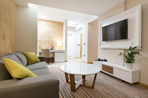 Hotel Tesla - Smart Stay Garni
